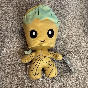 Disney Parks NWT Groot plush